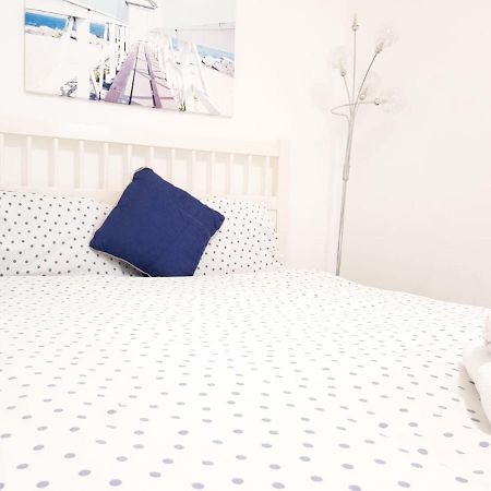 Commercial City Rooms Londres Extérieur photo